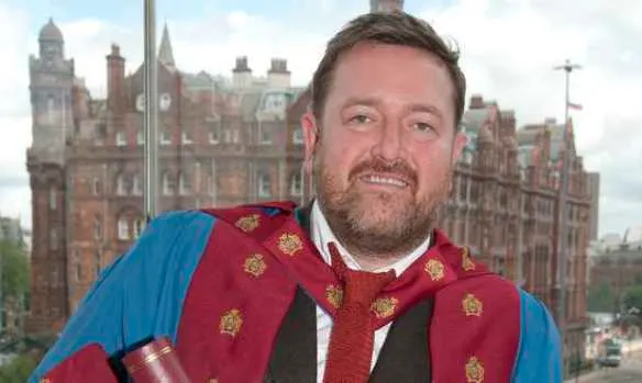 Guy Garvey's shameless attempt to make the #HigherEdBands list