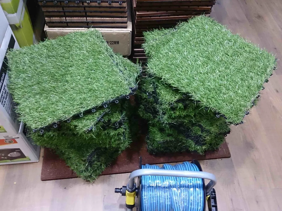 Anyone want to buy some astroturf?